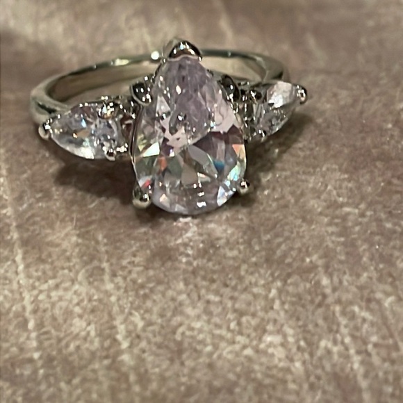 Jewelry - Engagement Ring Cz Diamond Pear size 6.75
